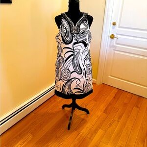 🔥🔥K Studio Collection Black and White Patterned Women's Dress, cute and elegant